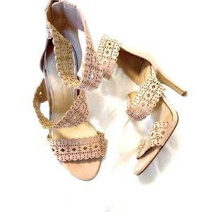 Jessica Simpson blush pink ultra high ankle strap heels size 7